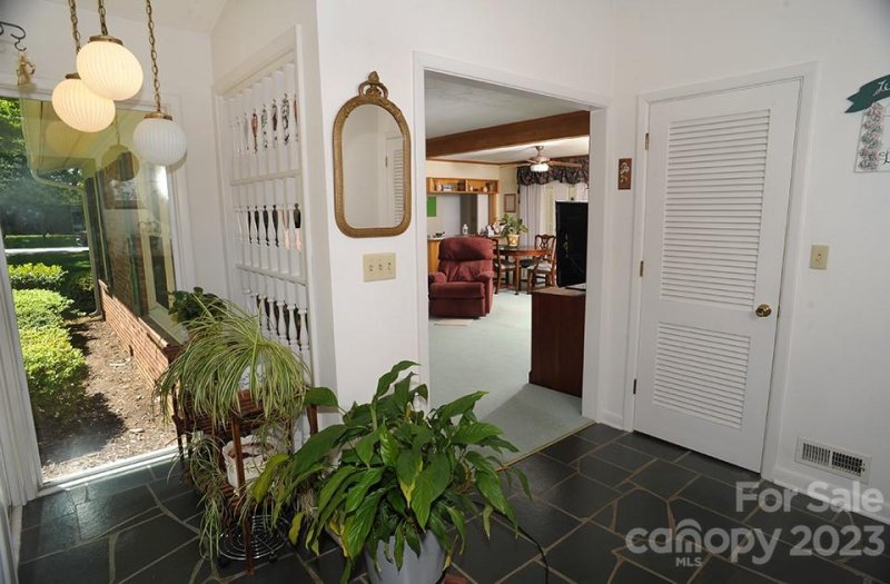 Property image 4 at 402 White Oaks Road, Salisbury, NC 28147