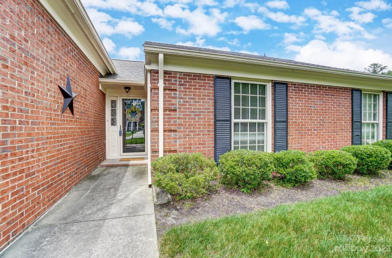 Property image 3 at 7532 Yellow Pine Court, Charlotte, NC 28277