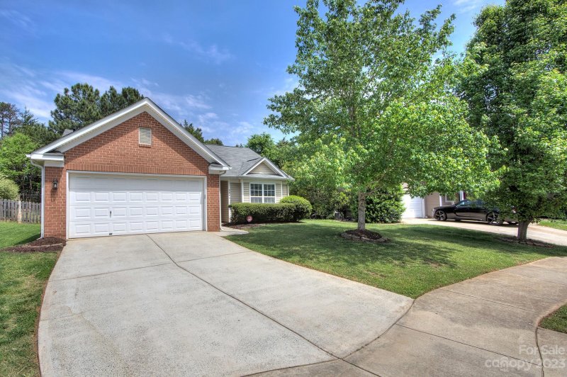 Property image 3 at 2044 Brookchase Boulevard, Fort Mill, SC 29707