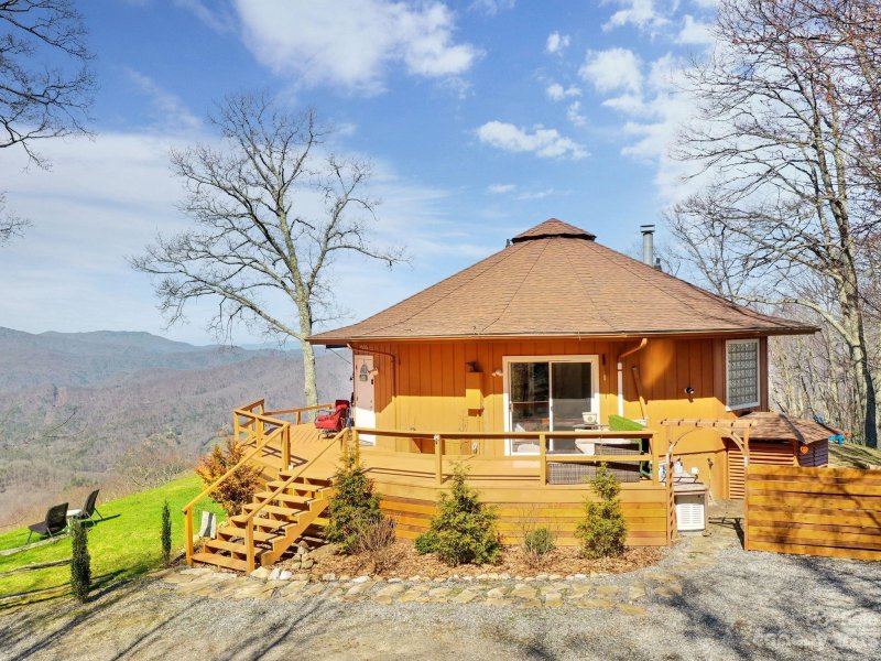 Property image 5 at 1999 Hyacinth Drive, Clyde, NC 28721