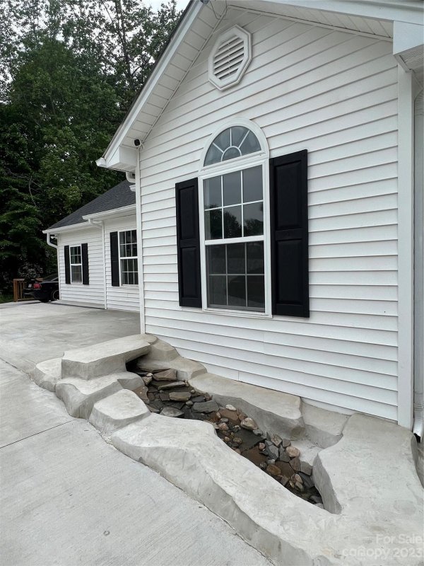 Property image 2 at 203 Split Oak Trail, Gastonia, NC 28052