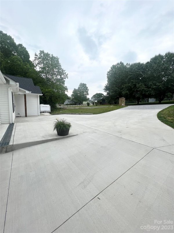 Property image 3 at 203 Split Oak Trail, Gastonia, NC 28052