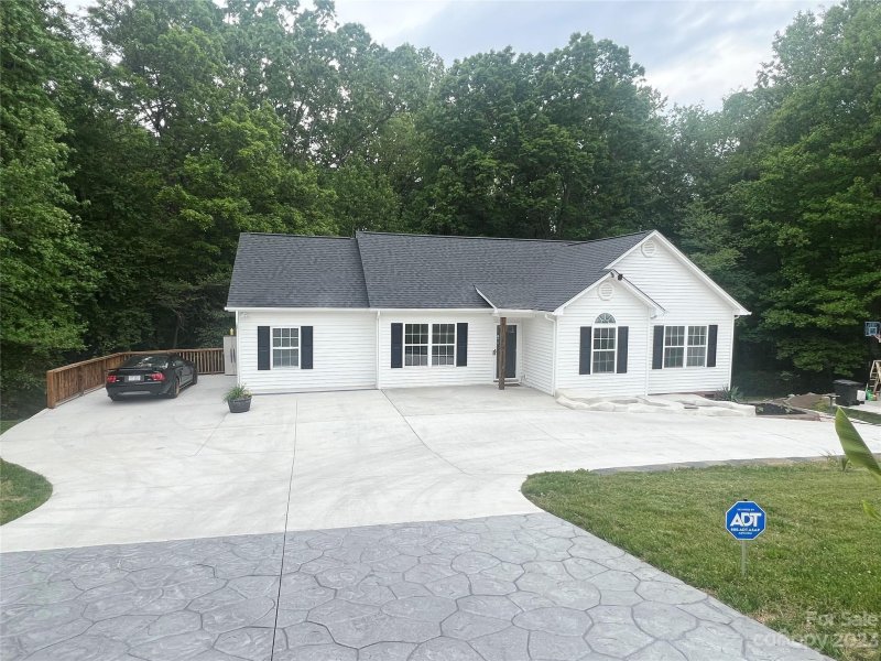 Property image 4 at 203 Split Oak Trail, Gastonia, NC 28052