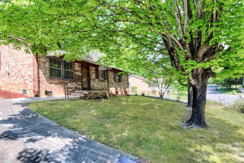 Property image 4 at 1035 Shenandoah Drive, Gastonia, NC 28052