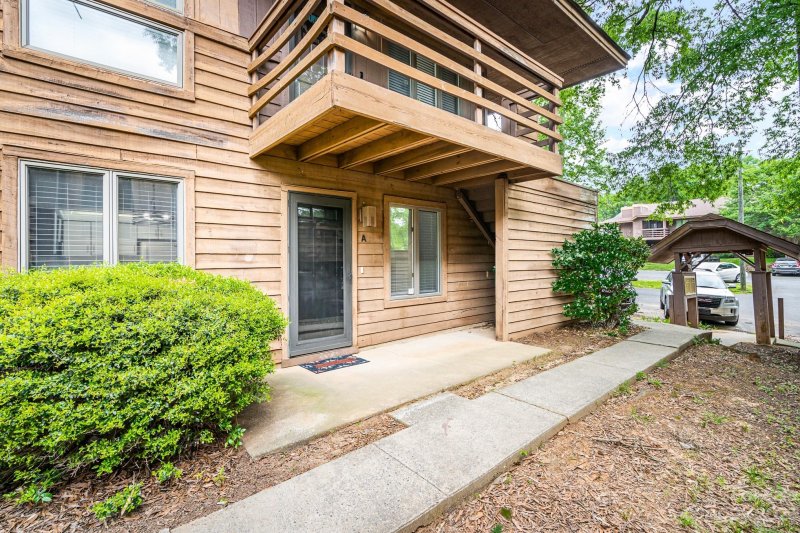 Property image 2 at 1855 J Julian Lane, Charlotte, NC 28208