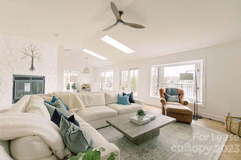 Property image 2 at 19709 Stough Farm Road, Cornelius, NC 28031