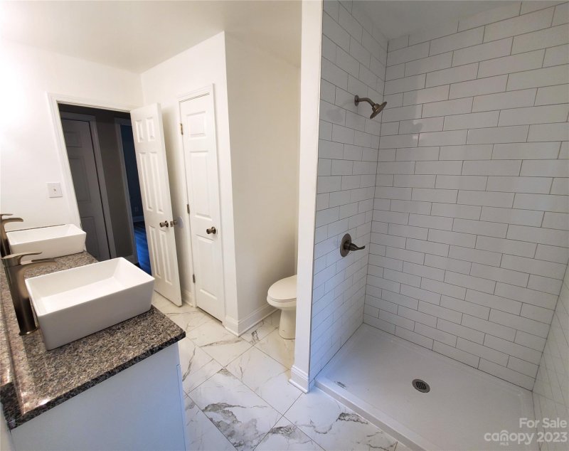 Property image 5 at 7705 Cedar Bluff Lane, Charlotte, NC 28227