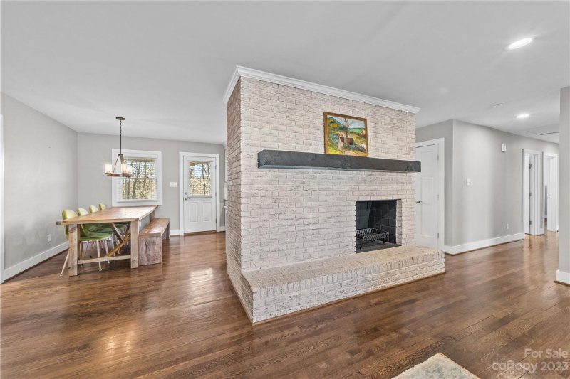 Property image 4 at 711 Pierce Avenue, Mount Holly, NC 28120