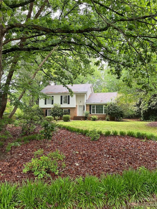 Property image 2 at 3340 Tracelake Drive, Matthews, NC 28105