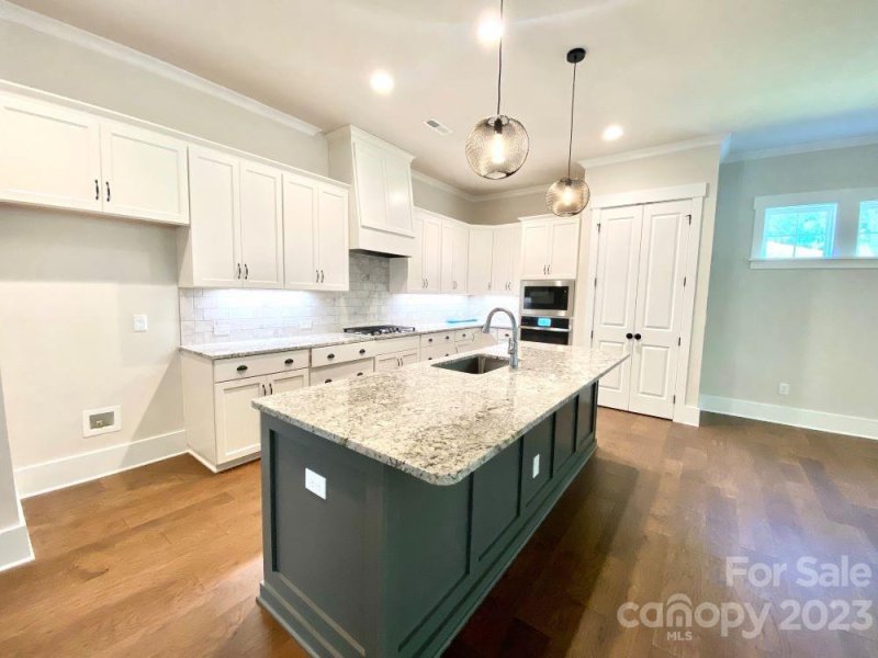 Property image 3 at 3072 Alveston Drive, Concord, NC 28027