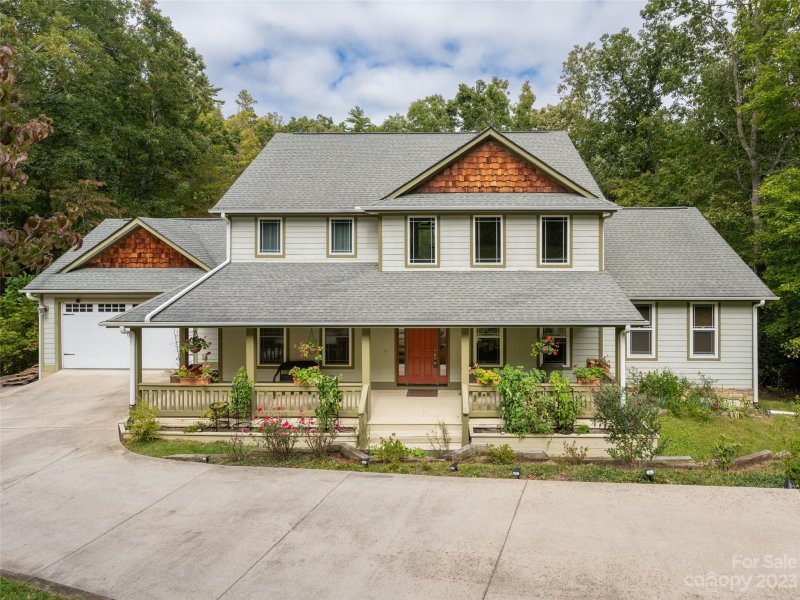 Property image 2 at 423 Purple Finch Court, Arden, NC 28704