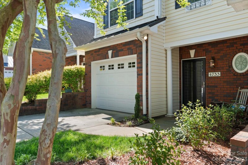 Property image 2 at 4733 Braxton Gate Lane, Hickory, NC 28602