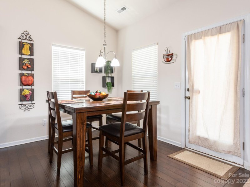 Property image 3 at 2633 Meadow Crossing Drive, Dallas, NC 28034