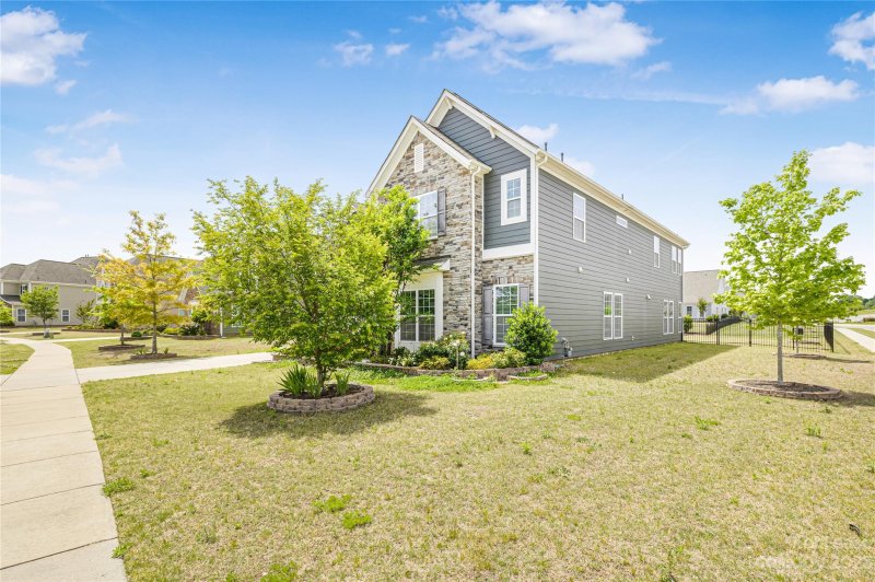 Property image 3 at 8608 Lavender Place, Harrisburg, NC 28075