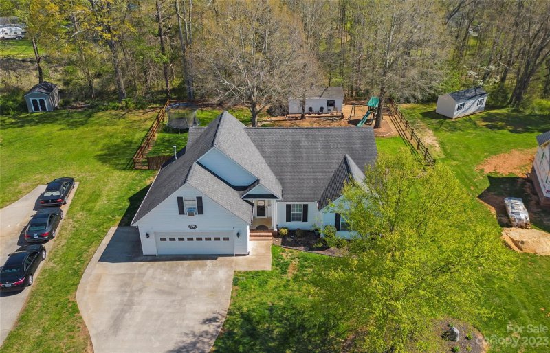 Property image 3 at 614 Maple Ridge Circle, Salisbury, NC 28147