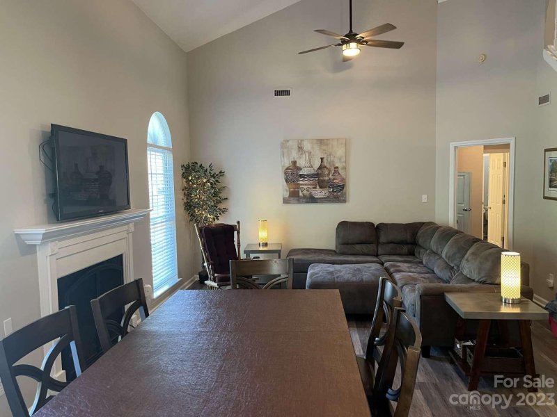 Property image 3 at 1949 Twin Ponds Drive, Hickory, NC 28602