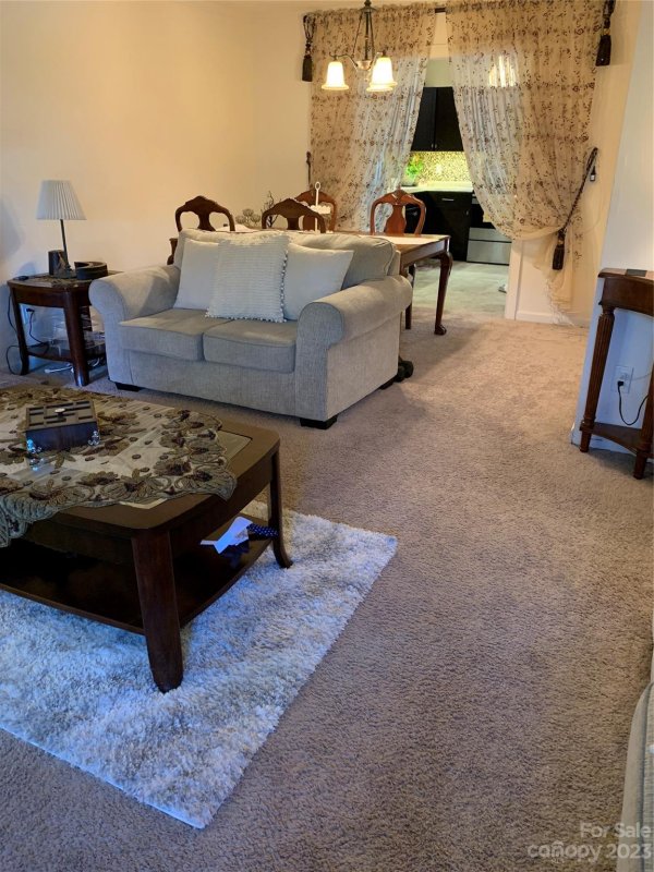 Property image 4 at 1501 Lansdale Drive, Charlotte, NC 28205