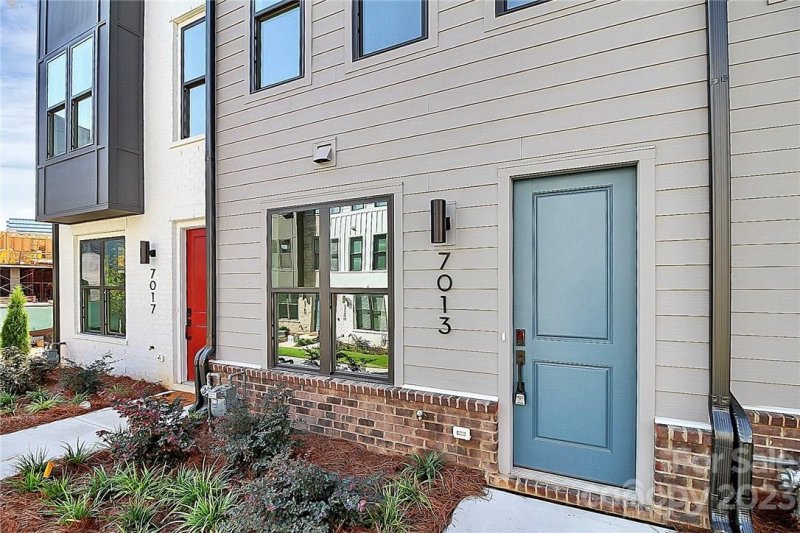 Property image 4 at 7013 Louie Lane, Charlotte, NC 28203