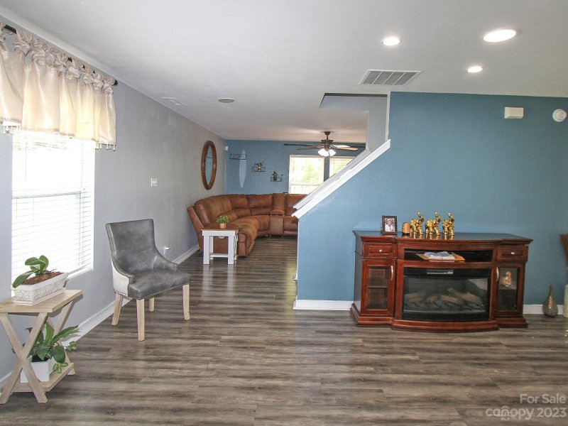 Property image 2 at 12324 Stowe Acres Drive, Charlotte, NC 28262