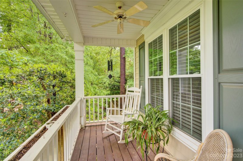 Property image 5 at 424 Robinson Road, Mooresville, NC 28117