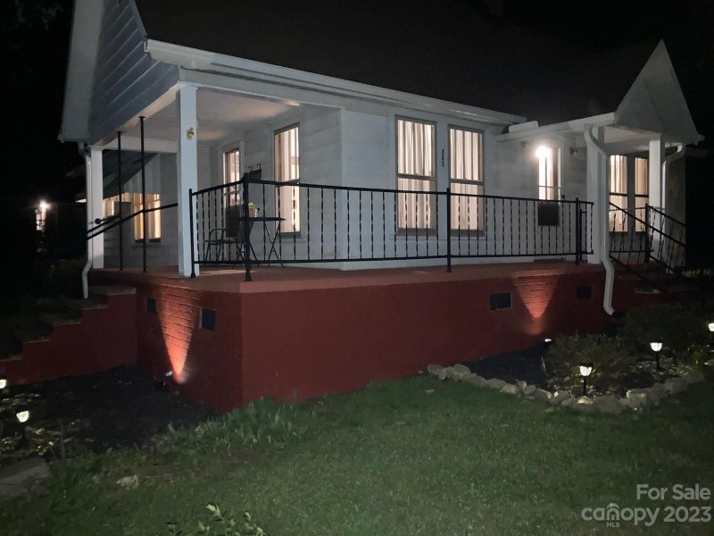 Property image 2 at 803 Maplewood Avenue, Kannapolis, NC 28081