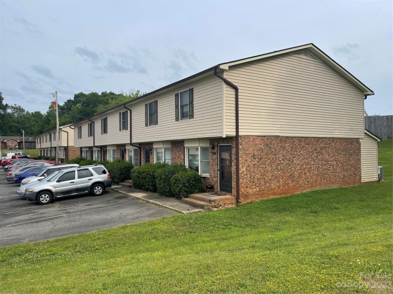 Property image 3 at 430 Stoneycreek Lane, Rock Hill, SC 29730