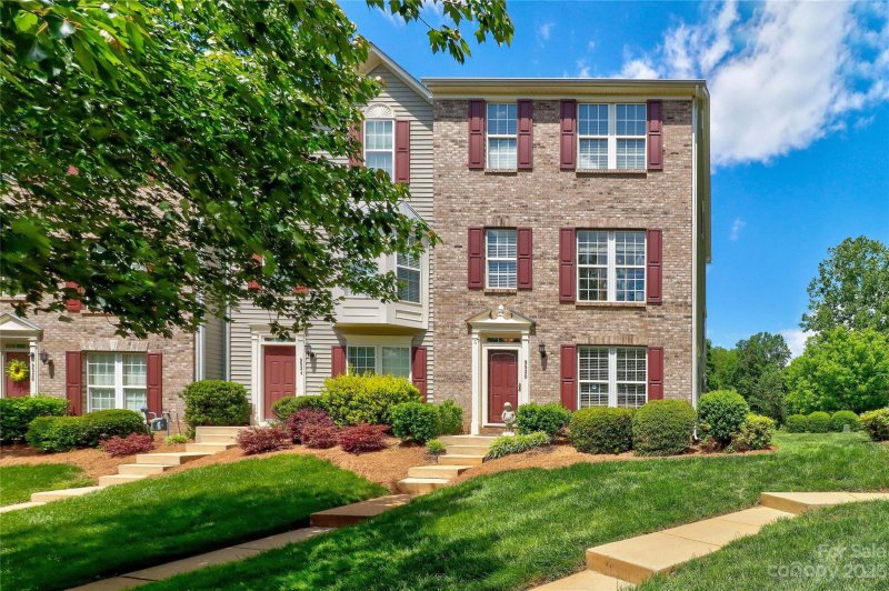 Property image 2 at 9530 Blossom Hill Drive, Huntersville, NC 28078