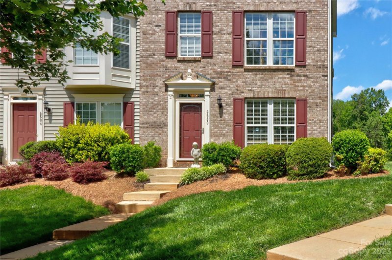 Property image 3 at 9530 Blossom Hill Drive, Huntersville, NC 28078