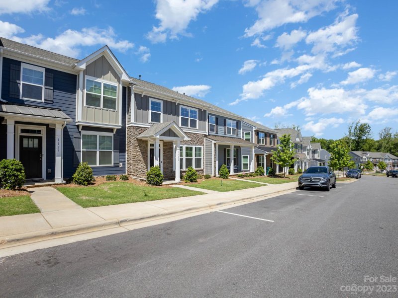 Property image 3 at 1124 Township Parkway, Belmont, NC 28012