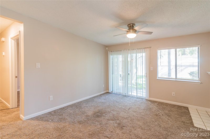 Property image 5 at 2539 Stockbridge Drive, Charlotte, NC 28209