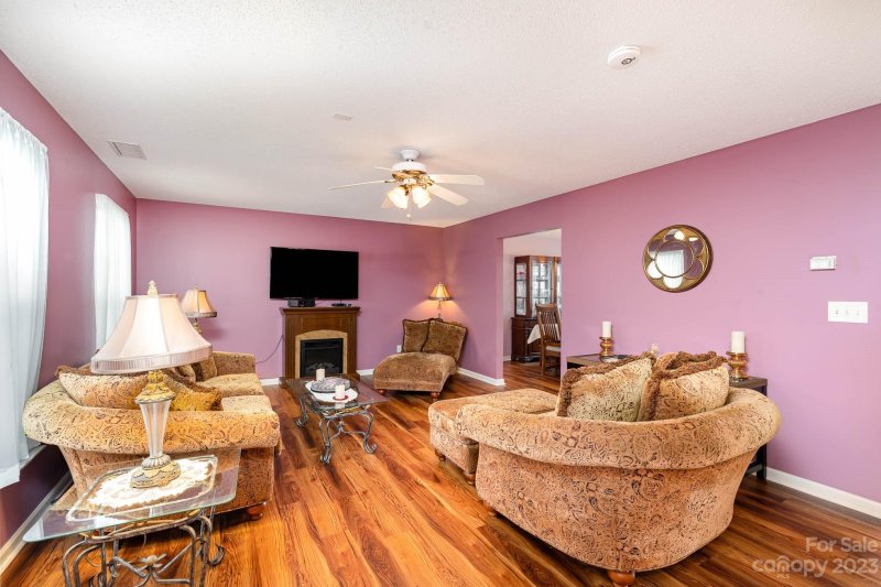 Property image 5 at 6535 Wedron Court, Charlotte, NC 28216