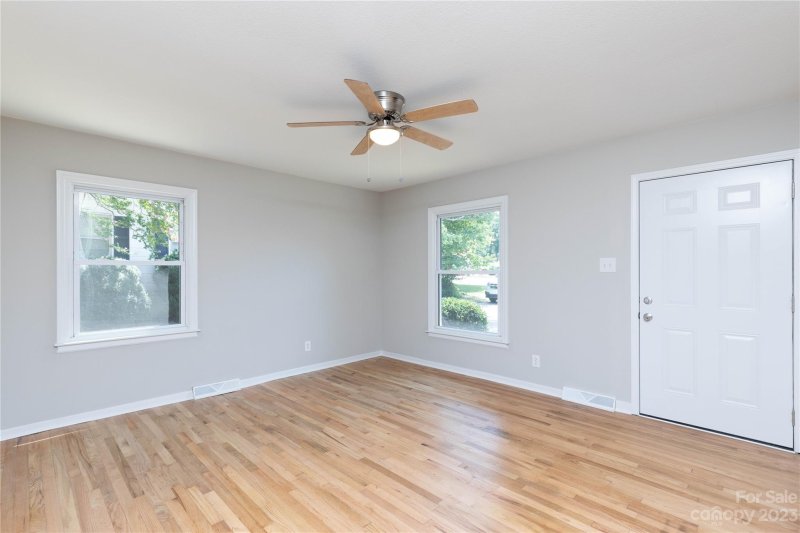 Property image 4 at 836 S Cherry Road, Rock Hill, SC 29732