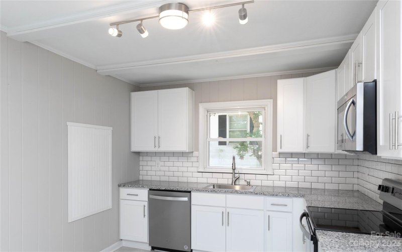 Property image 5 at 836 S Cherry Road, Rock Hill, SC 29732