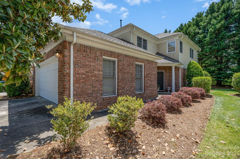 Property image 3 at 11239 Villa Trace Place, Charlotte, NC 28277