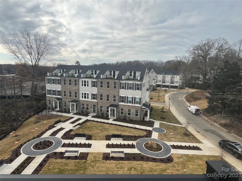 Property image 2 at 236 Emerson Avenue, Charlotte, NC 28204