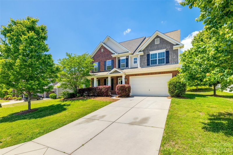 Property image 2 at 1022 Kaiser Way, Fort Mill, SC 29715