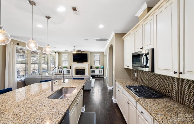 Property image 3 at 6433 Myston Lane, Huntersville, NC 28078