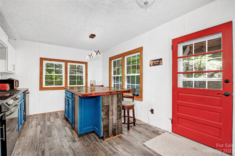 Property image 2 at 38 Ivy Lane, Maggie Valley, NC 28751