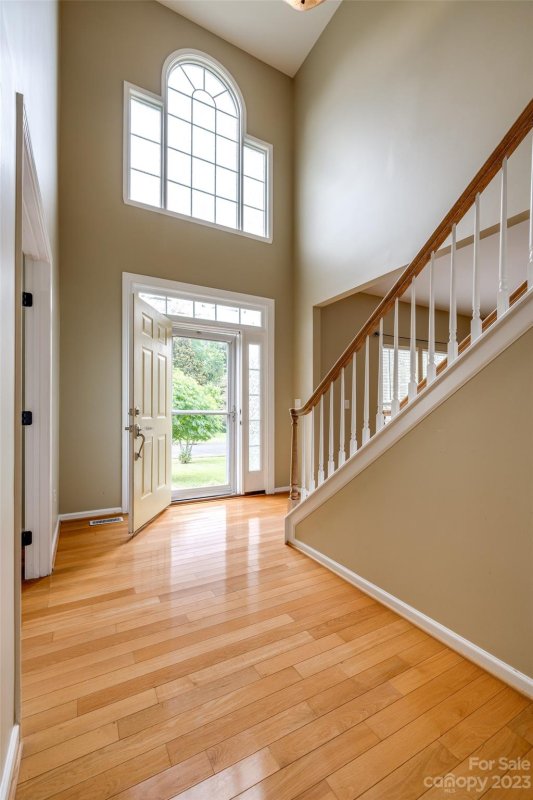 Property image 3 at 104 Cresthill Lane, Fort Mill, SC 29715