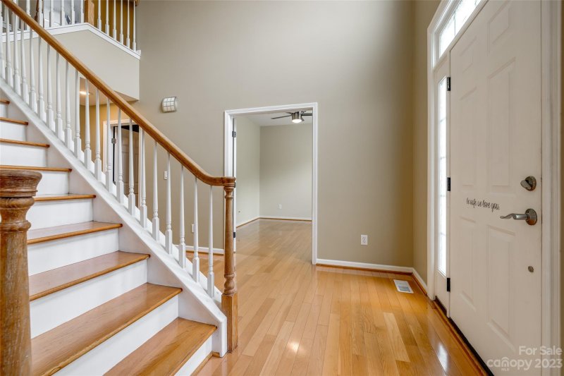Property image 4 at 104 Cresthill Lane, Fort Mill, SC 29715