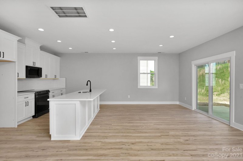 Property image 5 at 305 Pleasant Hill Drive, Concord, NC 28025