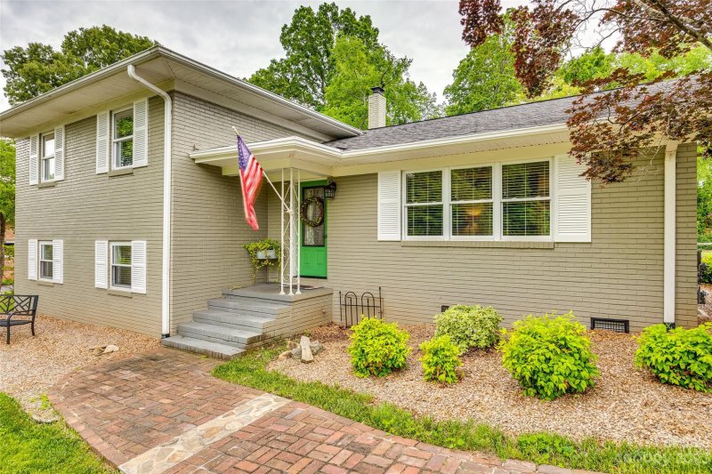 Property image 2 at 1759 Matthews Drive, Rock Hill, SC 29732
