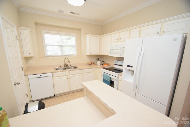 Property image 5 at 357 Valley Brook Lane, Concord, NC 28025