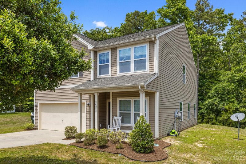 2405 Grinstead Court