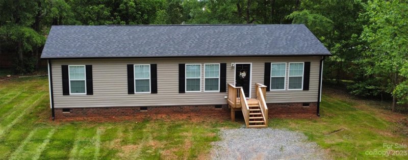 Property image 2 at 108 Dove Circle, Statesville, NC 28625