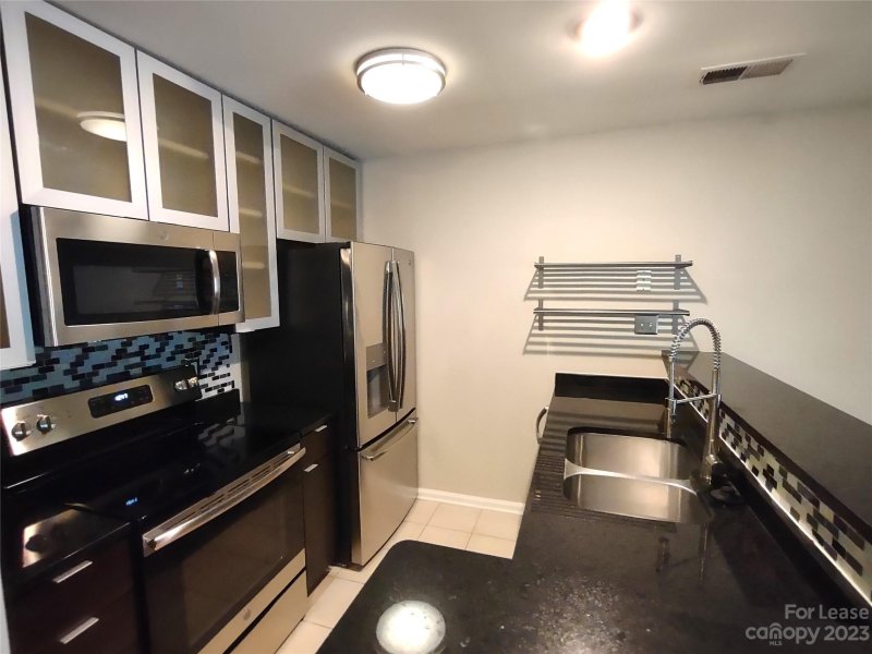 Property image 3 at 505 Graham Street, Charlotte, NC 28202