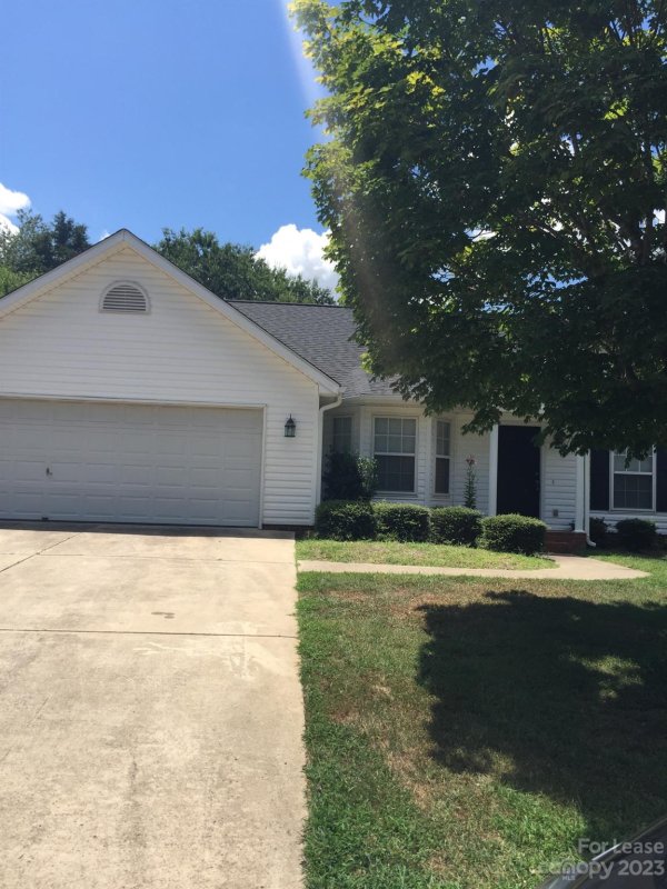 Property image 2 at 7430 Flodden Field Court, Charlotte, NC 28217