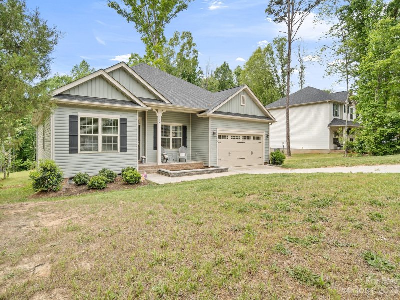 Property image 2 at 152 Wylie Trail, Statesville, NC 28677