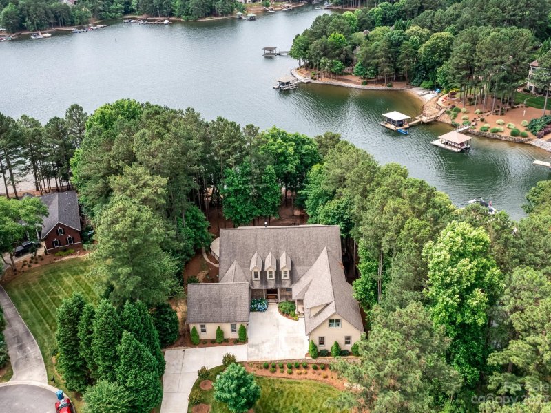 Property image 2 at 9227 Sherbourne Lane, Sherrills Ford, NC 28673