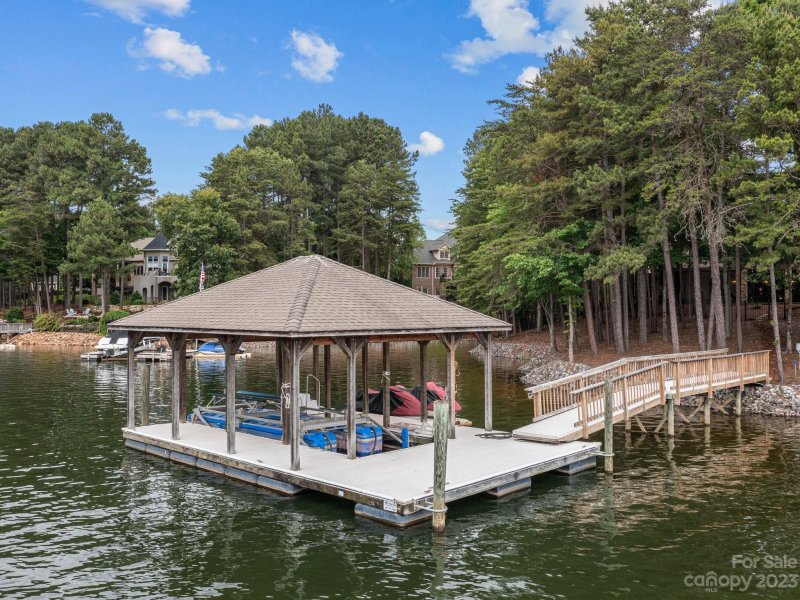 Property image 3 at 9227 Sherbourne Lane, Sherrills Ford, NC 28673